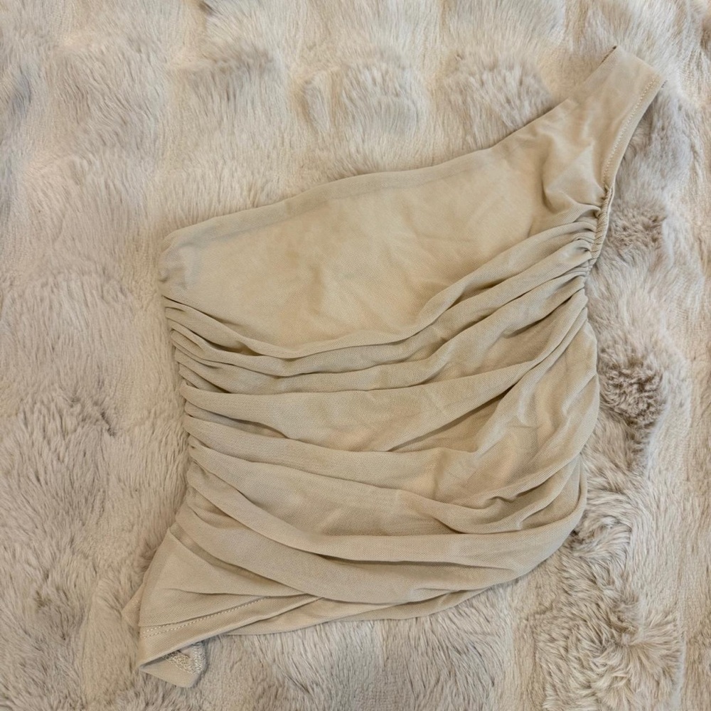 SHEIN Beige One-Shoulder Crop Top